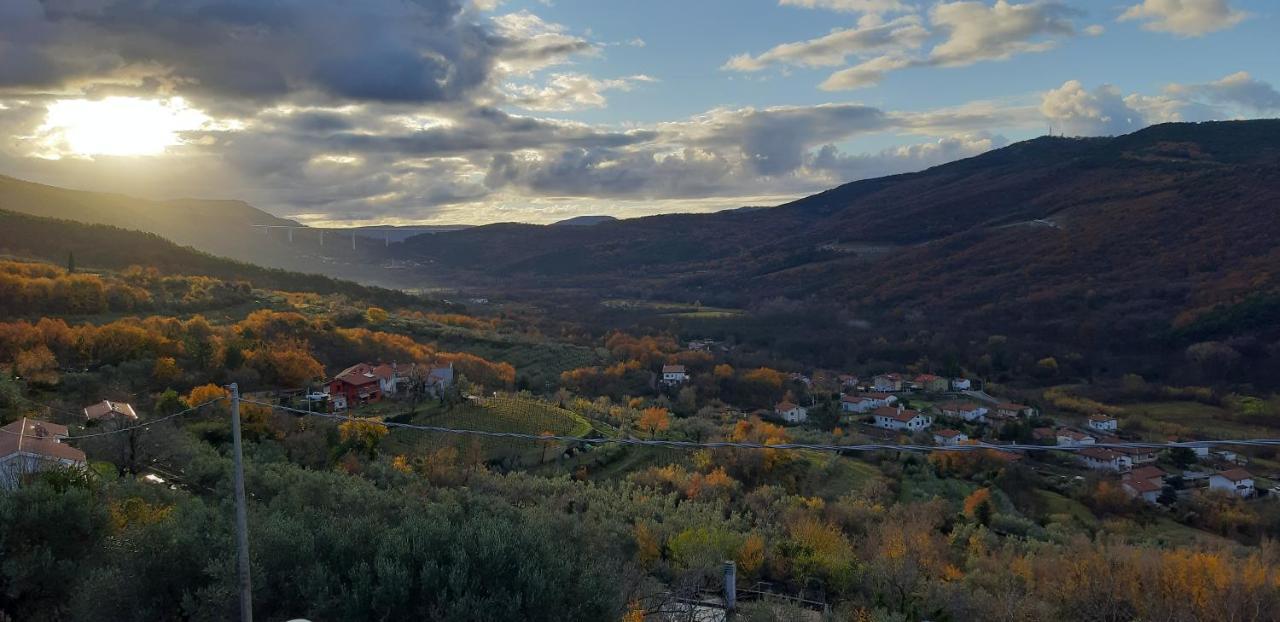 Il Glicine Bed & Breakfast San Dorligo della Valle Eksteriør bilde